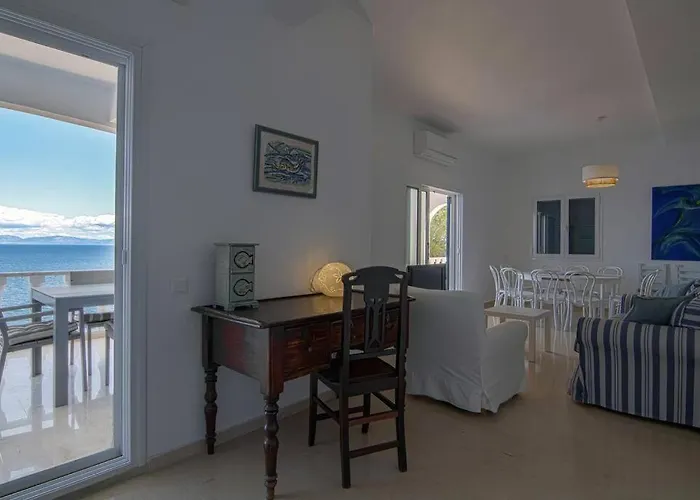 Villa Malvazios Big Blue