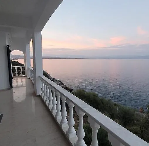 Villa Malvazios Big Blue *