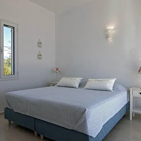 Laconian Collection Big Blue Villa